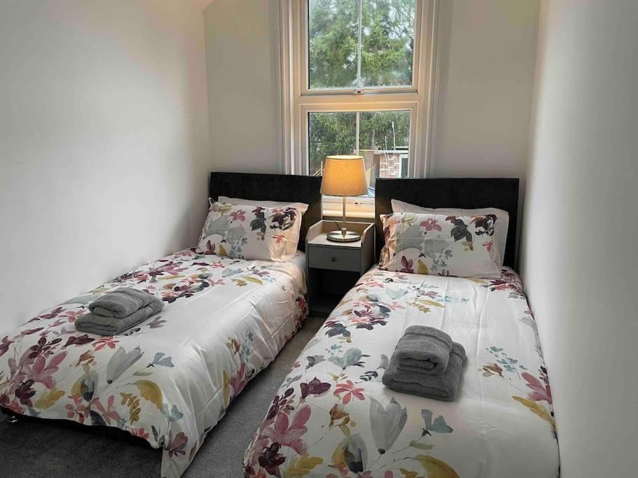 May Cottage In Stratford Upon Avon Экстерьер фото